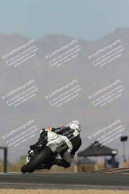 media/Mar-22-2025-CVMA (Sat) [[462c0ffedb]]/Race 13-Amateur Supersport Middleweight/